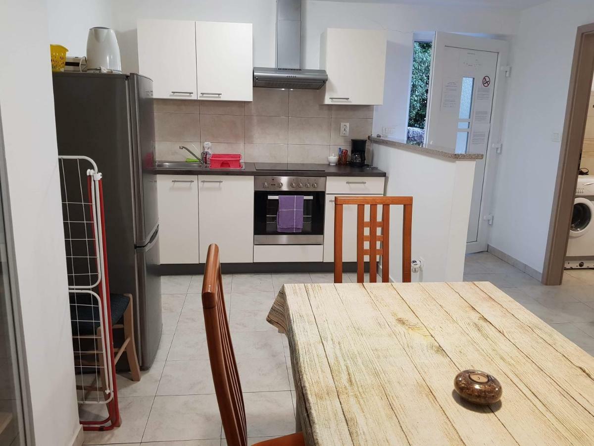 Apartment Natali Brseč Екстериор снимка