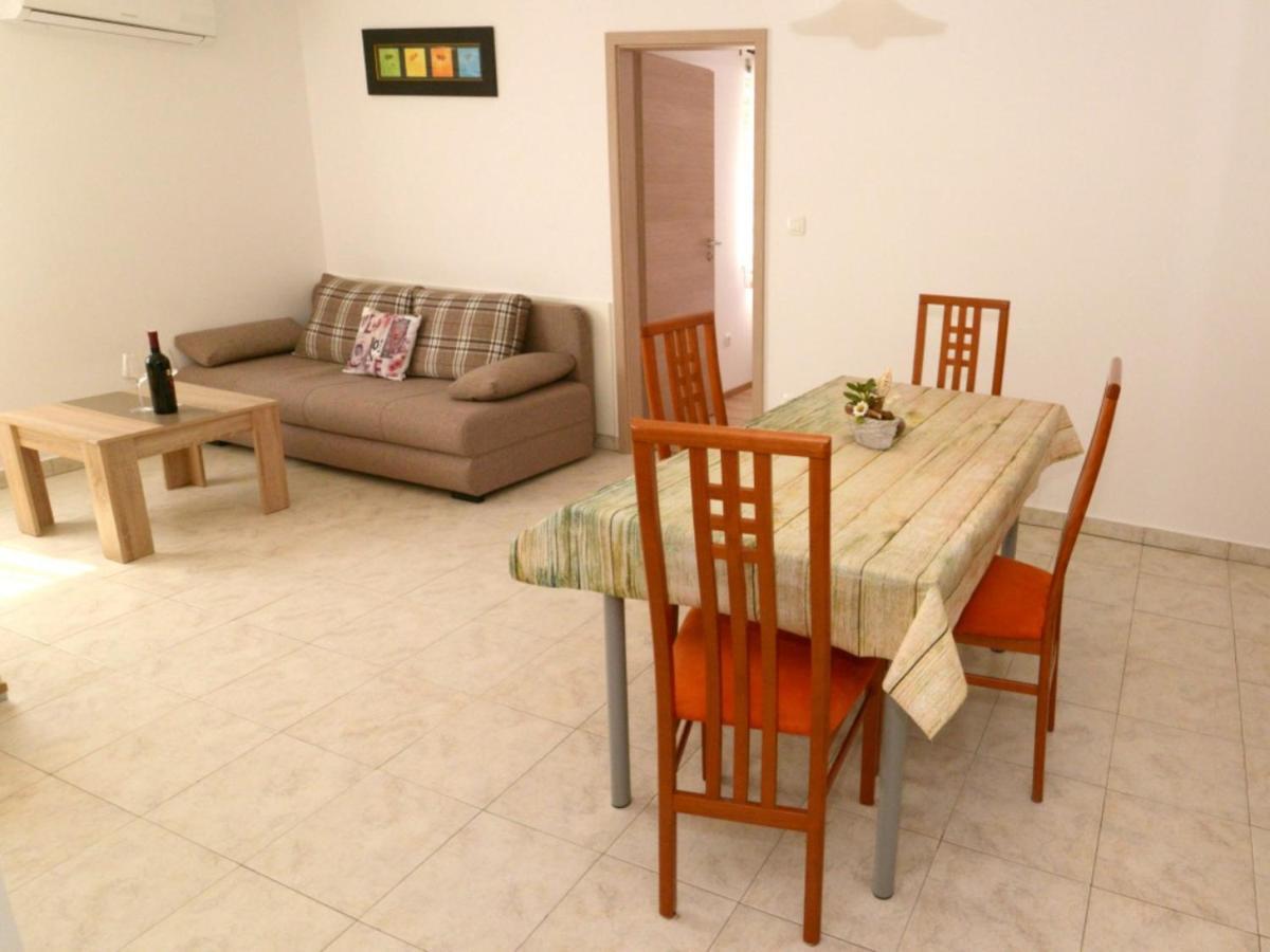 Apartment Natali Brseč Екстериор снимка
